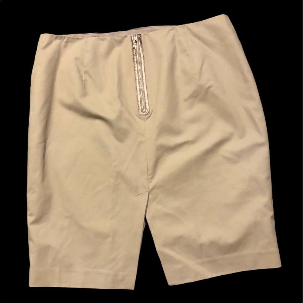 Tahari beige straight skirt   - Picture 4 of 6